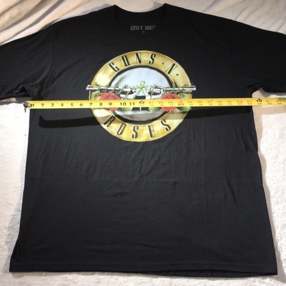 Guns N’ Roses Graphic Tee - Picture 4 of 5
